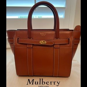 Gently Used Small Zipped Bayswater